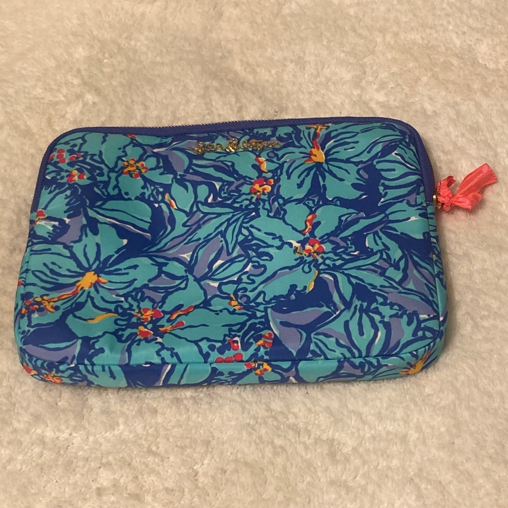 Lilly Pulitzer Mai Tai computer case 11inches long 9 inches height